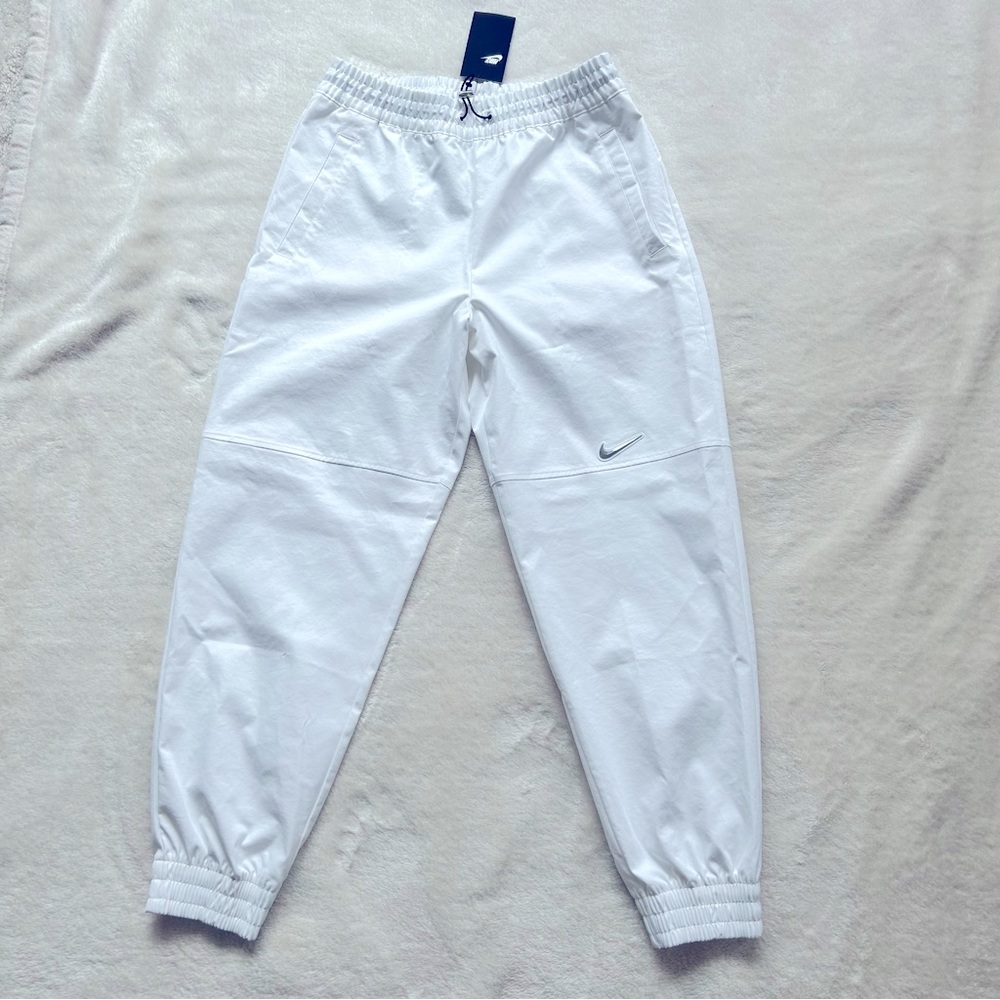 NWT Nike Drawstring Cargo Pants with Silver Logo White L